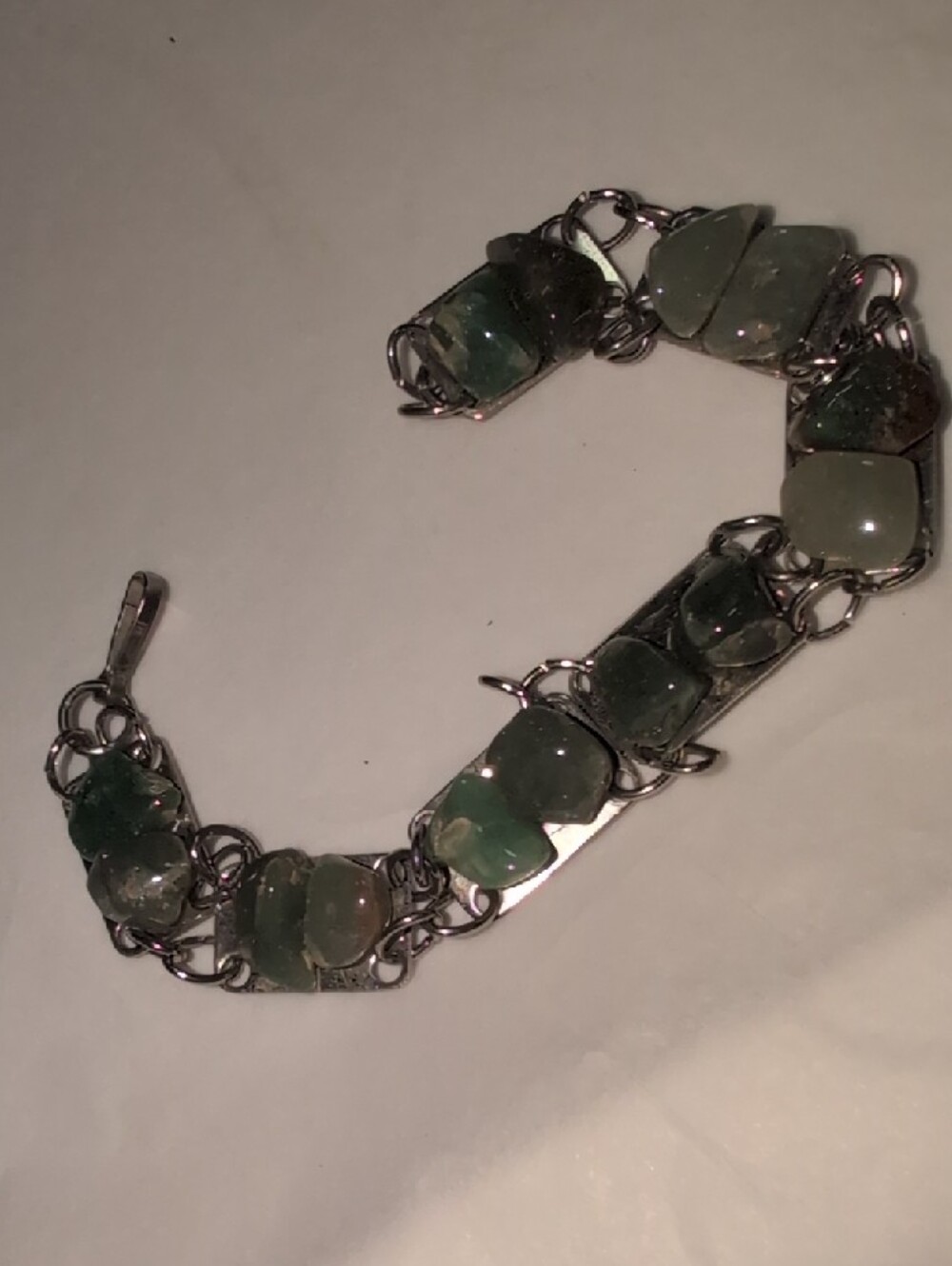 🌸2/$35🌸 Handcrafted Green Stone Silver Chain Link Bracelet - Picture 2 of 10